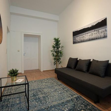 Lovely 1-Bedroom Apartment Next To Praterstern فيينا المظهر الخارجي الصورة