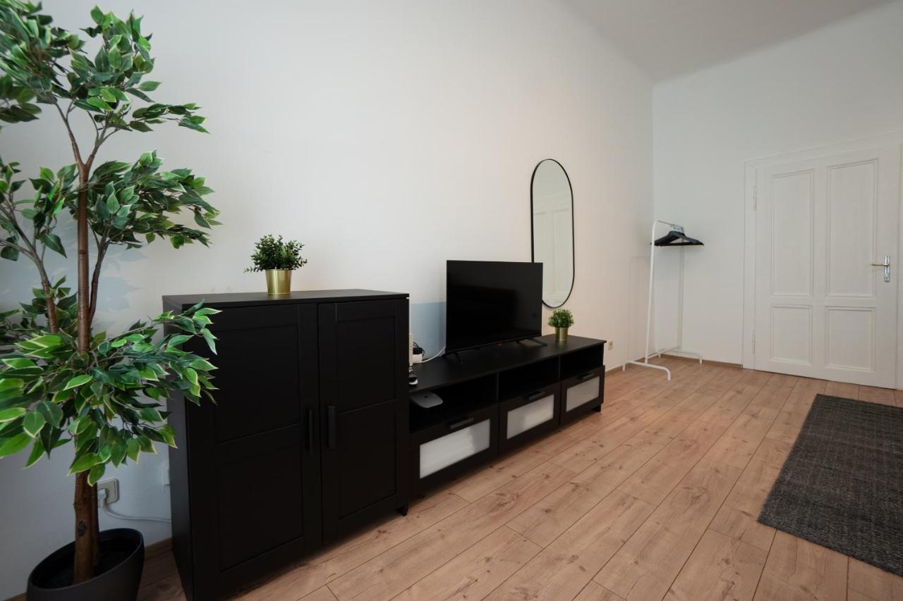 Lovely 1-Bedroom Apartment Next To Praterstern فيينا المظهر الخارجي الصورة